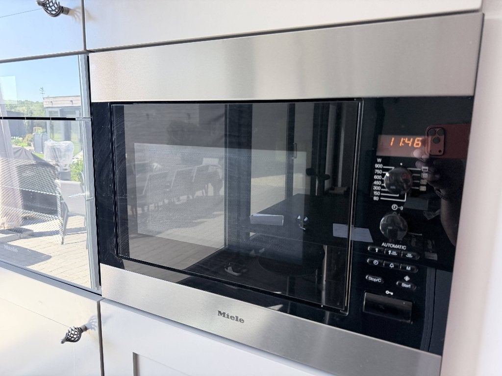 Miele M8261 Microgolf  inbouw, Elektronische apparatuur, Microgolfovens, Ophalen, Microgolfoven, Grill, Zo goed als nieuw