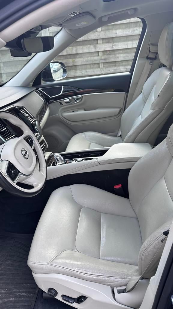 Volvo xc 90 T8 Hybride 360 camera , keyless entry, panorama, Auto's, Zwart, Leder, Dealer onderhouden, SUV of Terreinwagen
