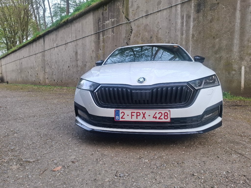 skoda octavia sw, Autos, Euro 6, Entreprise, Entretenue par le concessionnaire, Noir