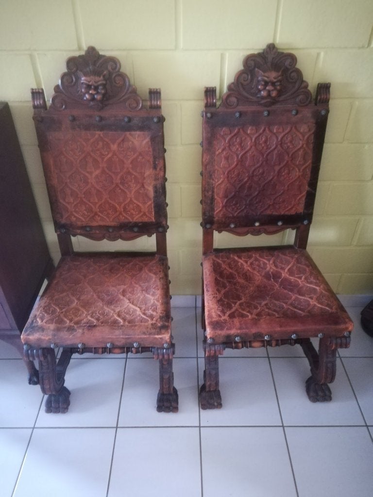 2 chaises espagnoles — Jesús Ballester Marco (Valence), Enlèvement