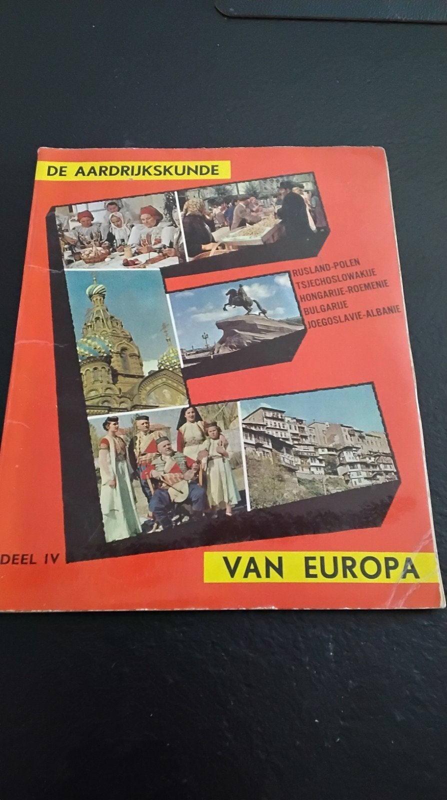 KUIFJE UITGAVE  EUROPA DEEL VIER, Boeken, Prentenboeken en Plaatjesalbums, Ophalen of Verzenden, Gelezen, Plaatjesalbum