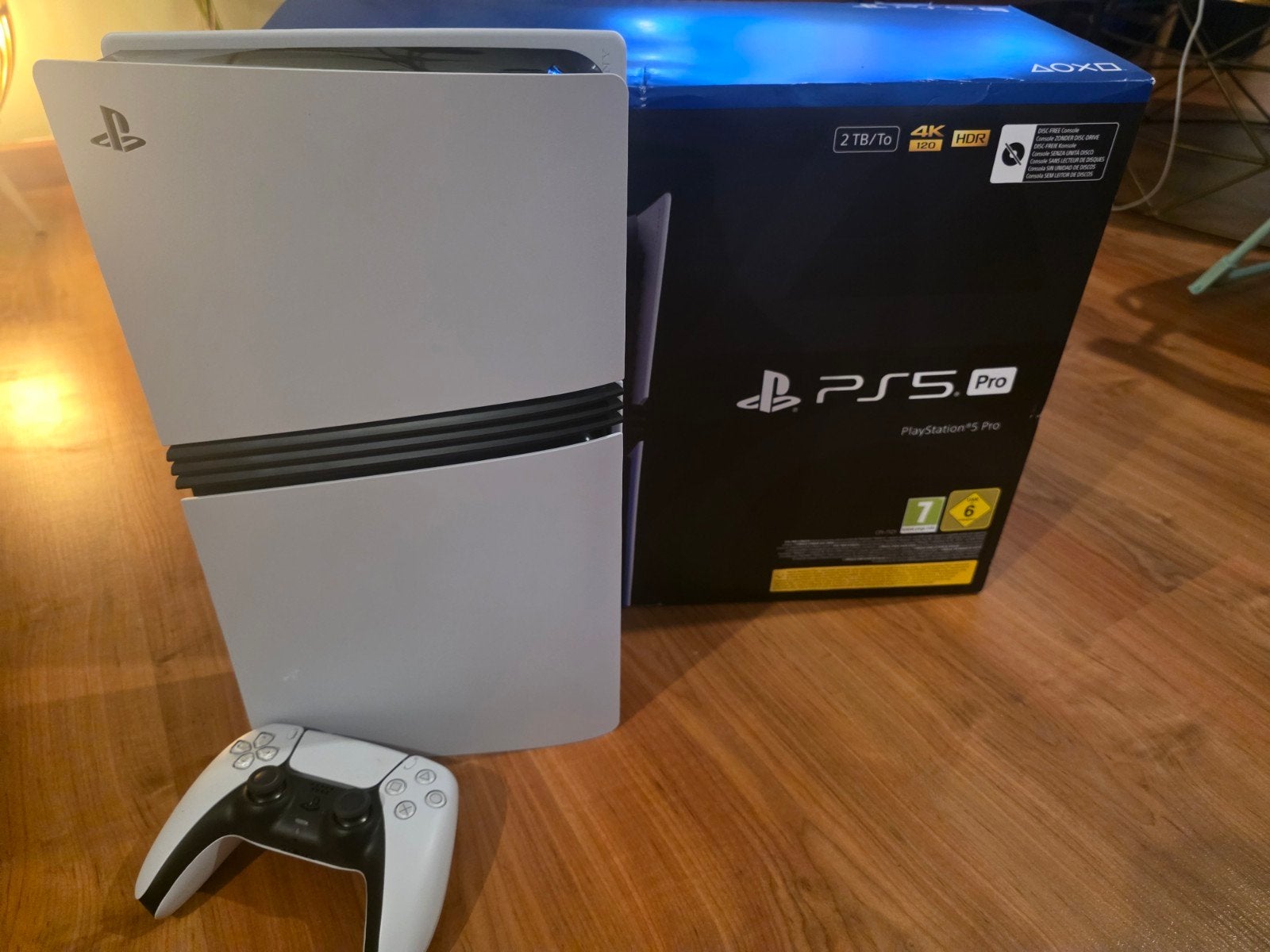 PlayStation 5 Pro PS5 Pro 2TB + Controller + Doos, Consoles de jeu & Jeux vidéo, Enlèvement, Comme neuf, Playstation 5