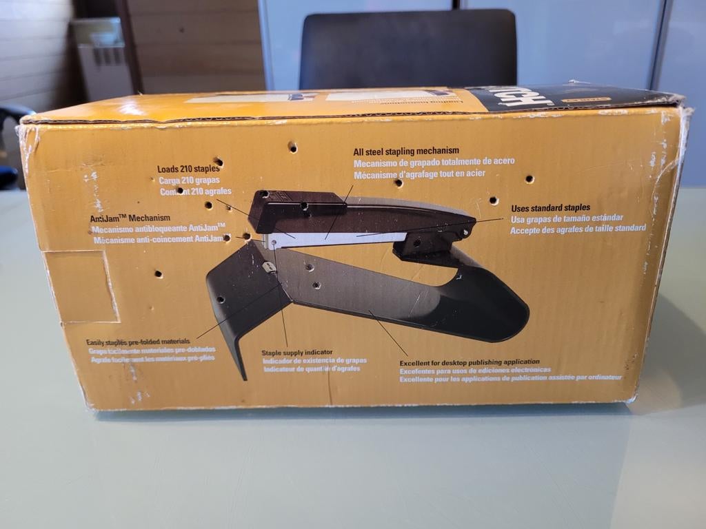 Nietmachine voor dikke bundels., Enlèvement
