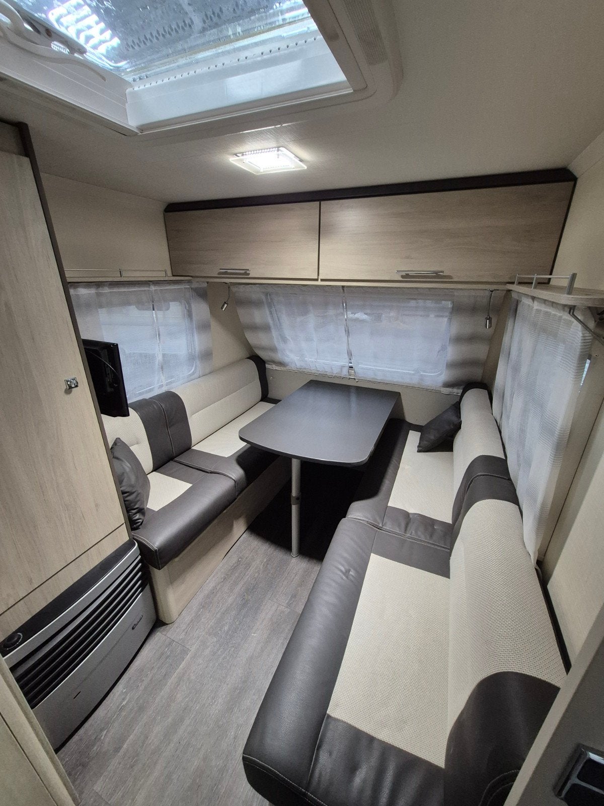 Caravans te huur 750kg [rijbewijs B], Fietsenrek, Tot en met 3, Particulier, 500 - 750 kg