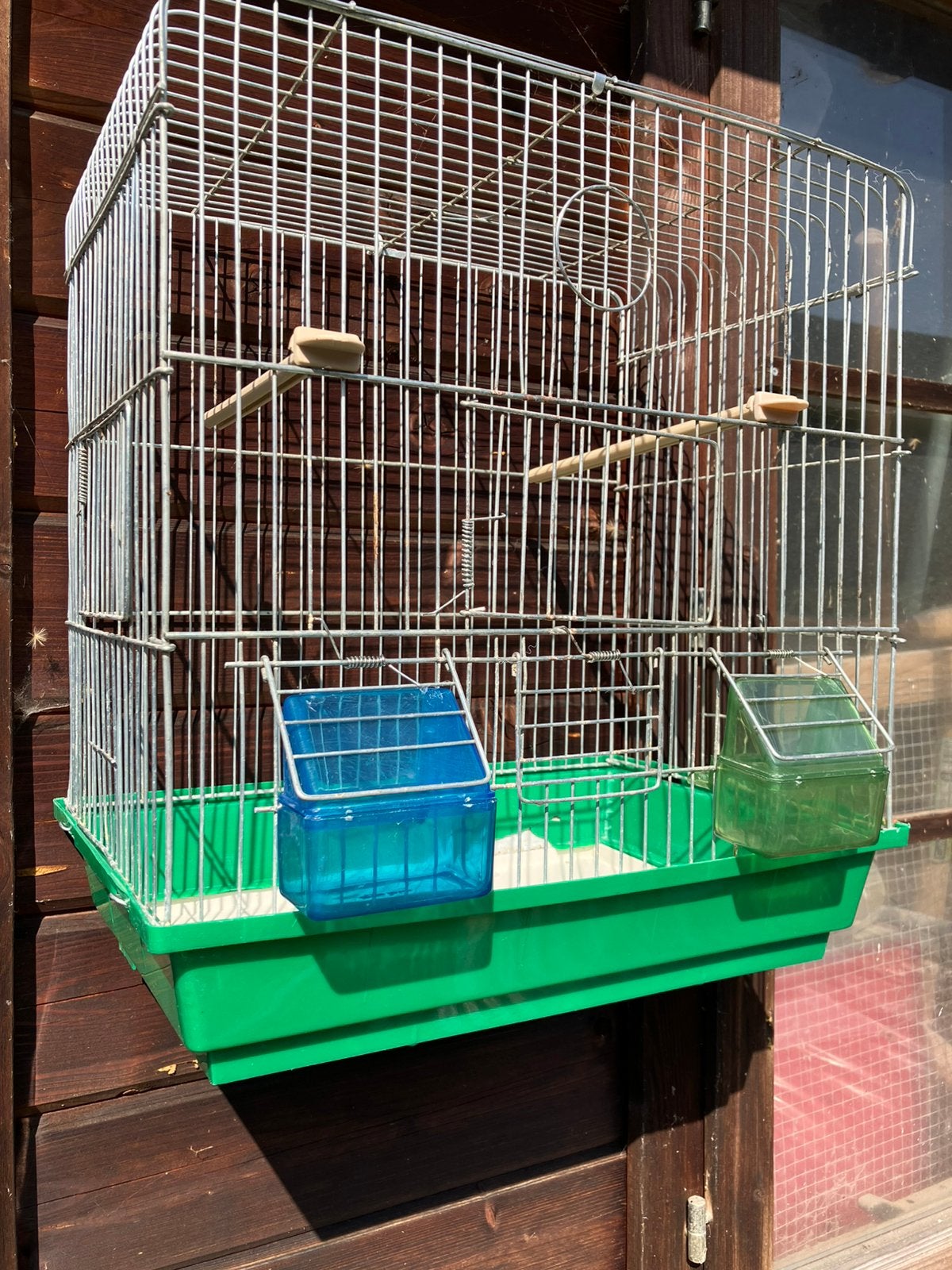 GROENE VOGELKOOI MET TOEBEHOREN KANARIE-PARKIET NU 25 EURO, Enlèvement, Comme neuf, Autres matériaux, Cage à oiseaux