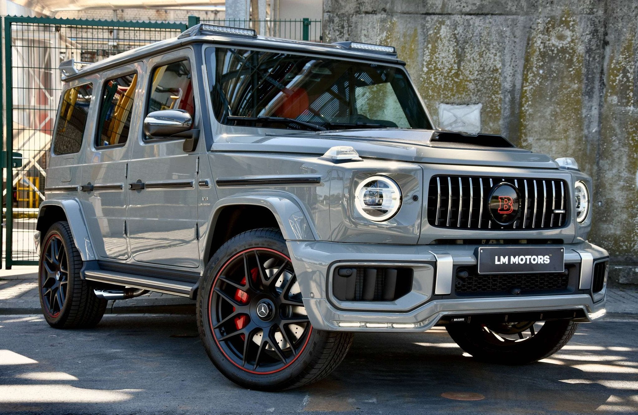 Mercedes-Benz G-Klasse 63 AMG *BRABUS * Individualized *NEW*, Autos, Achat, 605 ch, Entreprise, Noir