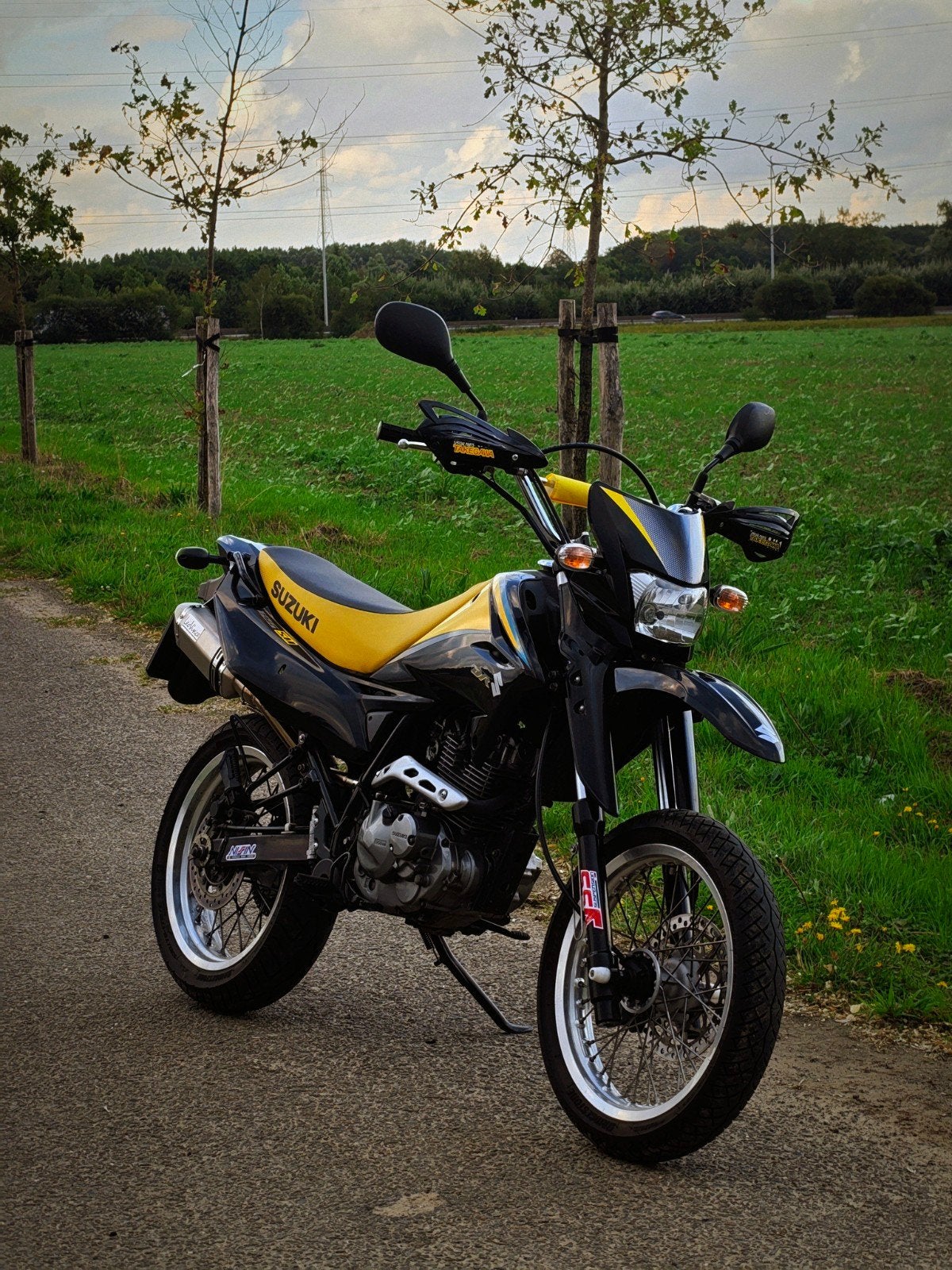 gezocht Suzuki dr 125 sm, Particulier