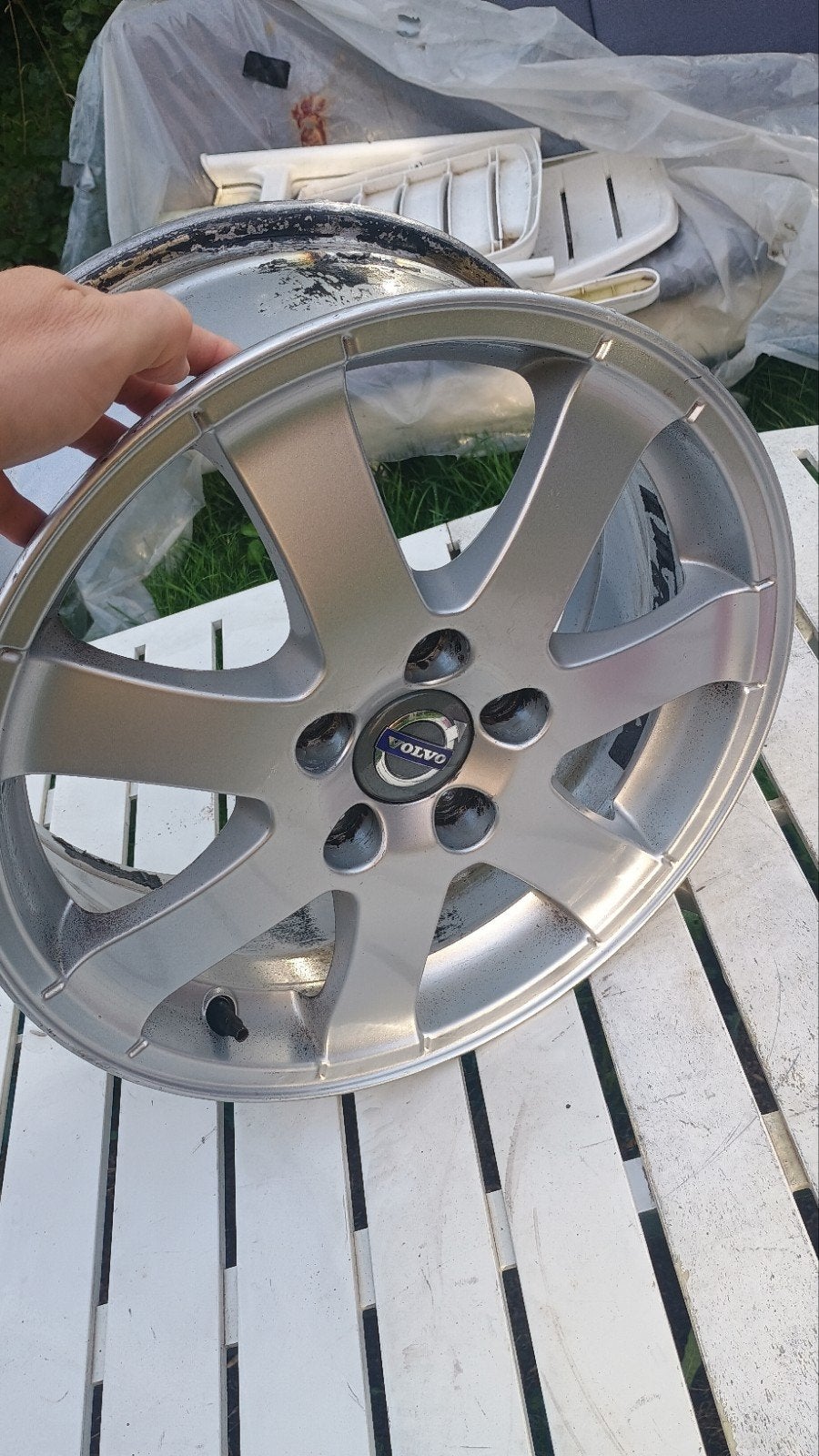 Volvo 16" alu velg, Enlèvement