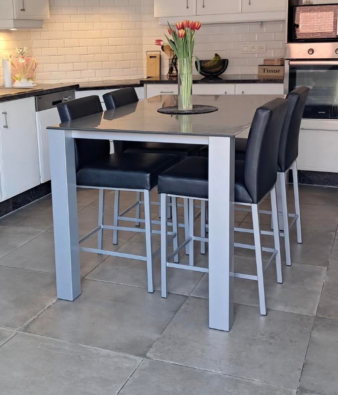 Hoge tafel + 6 stoelen, Ophalen, Zo goed als nieuw