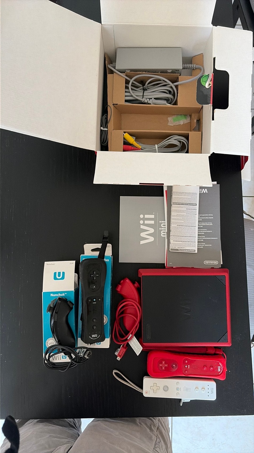 Nintendo Wii Mini, Games en Spelcomputers, Ophalen, Gebruikt, Met 3 controllers of meer, Met games