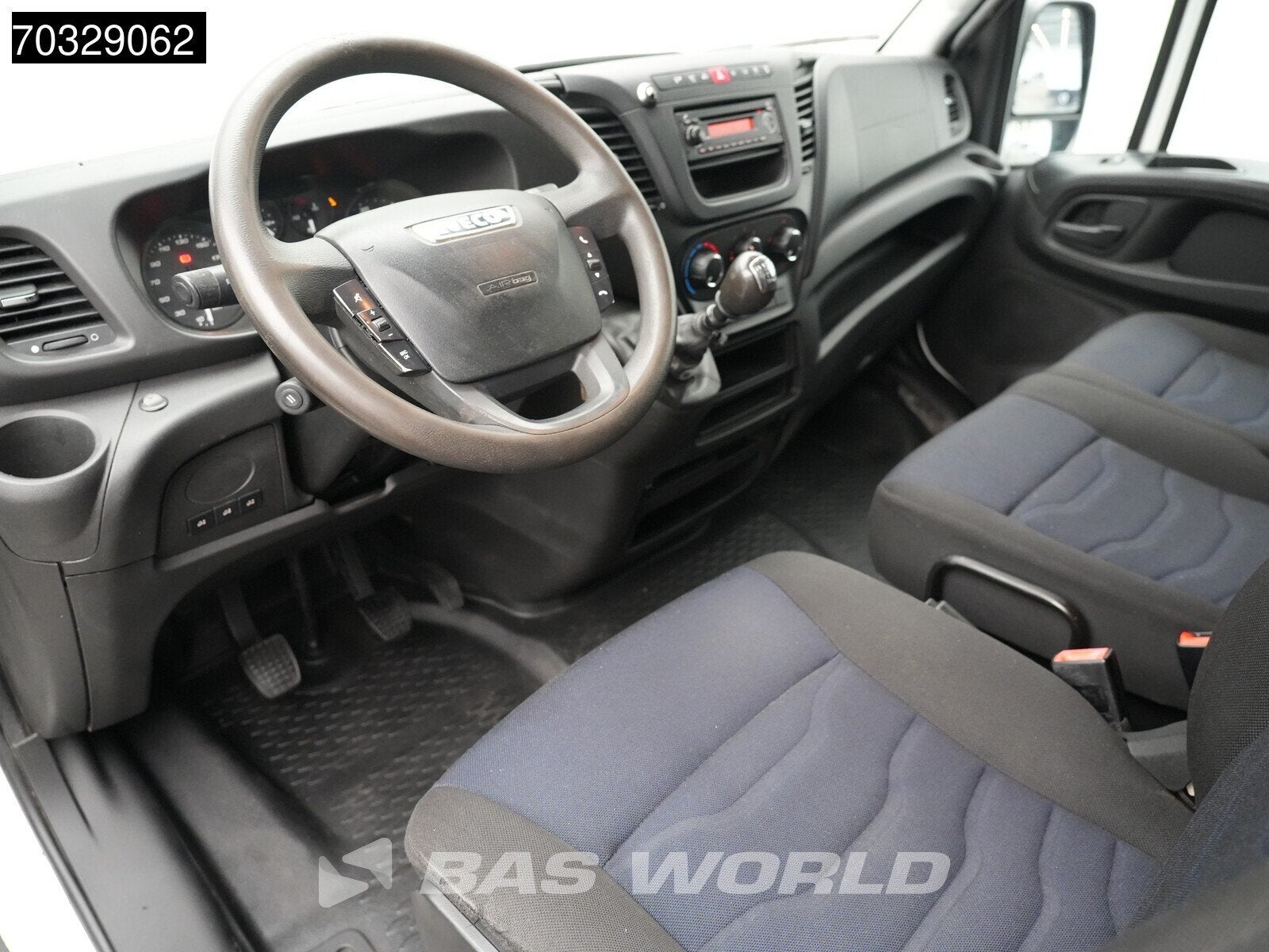 Iveco Daily 35C14 Luchtvering Euro6 Trekhaak Dubbellucht Air, Autos, 100 kW, Achat, Entreprise, Boîte manuelle