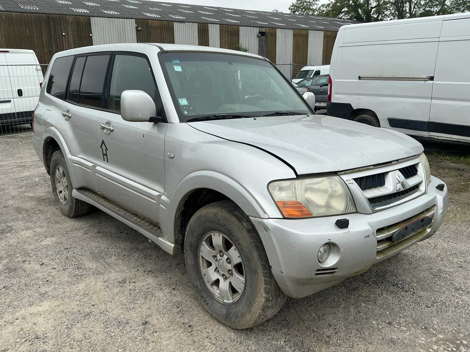 Camion léger Mitsubishi Pajero 2003 pour pièces !, Euro 2, Achat, Entreprise, Diesel