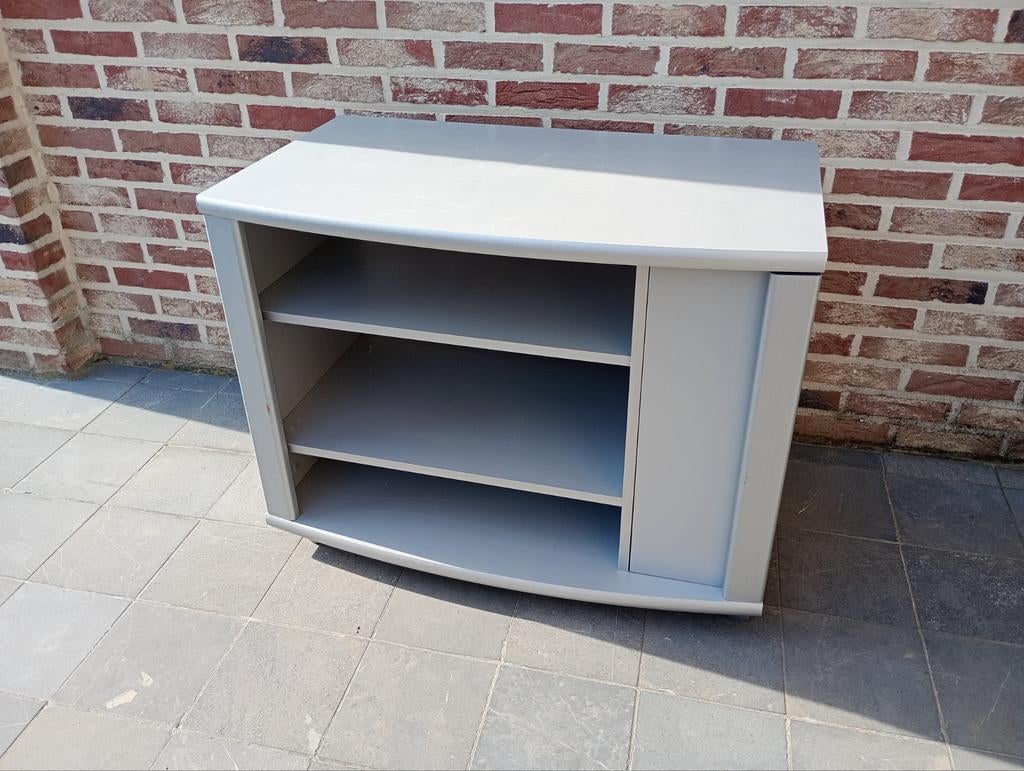 Tv kast, Ophalen