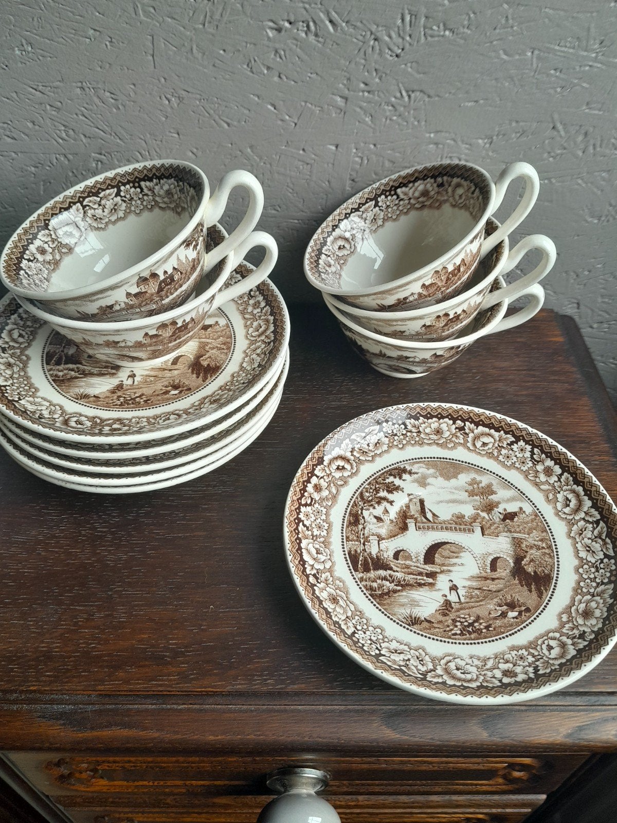 kopjes van servies Maastricht, Antiek en Kunst, Ophalen