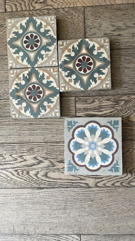 Carreaux anciens décoratifs, Ophalen