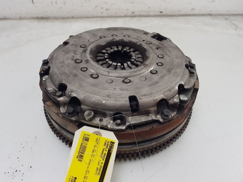 VLIEGWIEL DUBBELE MASSA Ford Transit (01-2013/06-2024), Gebruikt, Ford