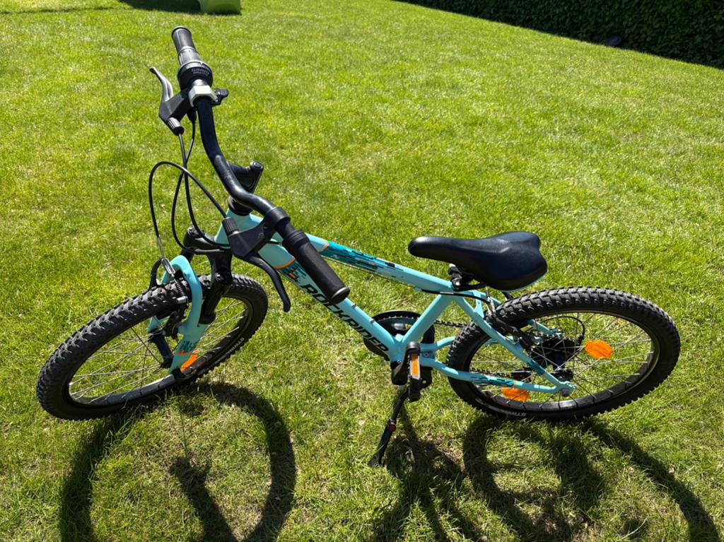 Kinderfiets Rockrider lichblauw 20inch, Vitesses, Frein sur jante, Comme neuf, 20 pouces