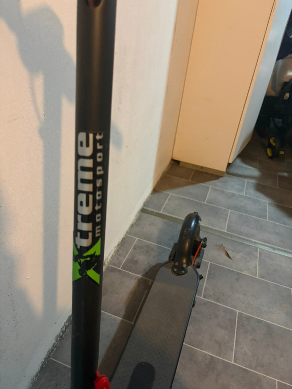 Trottinette électrique en panne, Vélos & Vélomoteurs, Enlèvement, Comme neuf