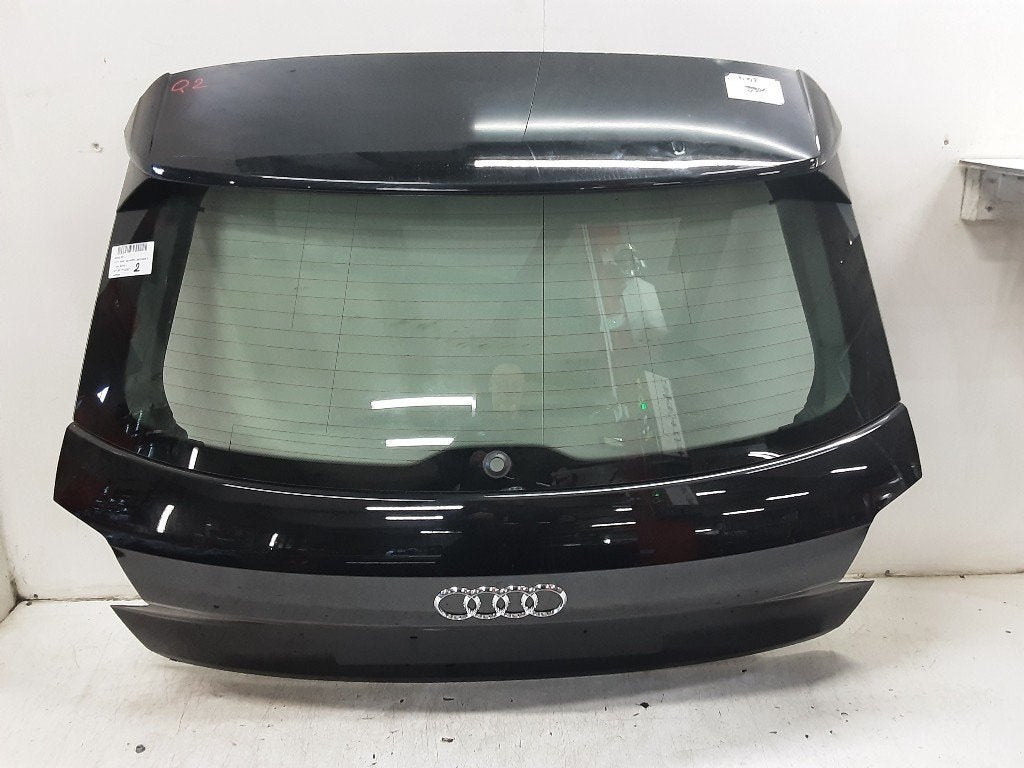 HAYON ARRIÈRE / MALLE Audi Q2 (GAB / GAG) (01-2016/10-2020), Auto-Union-Straße  1,
85057  Ingolstadt, DE, Info@audi.de, Haillon arrière