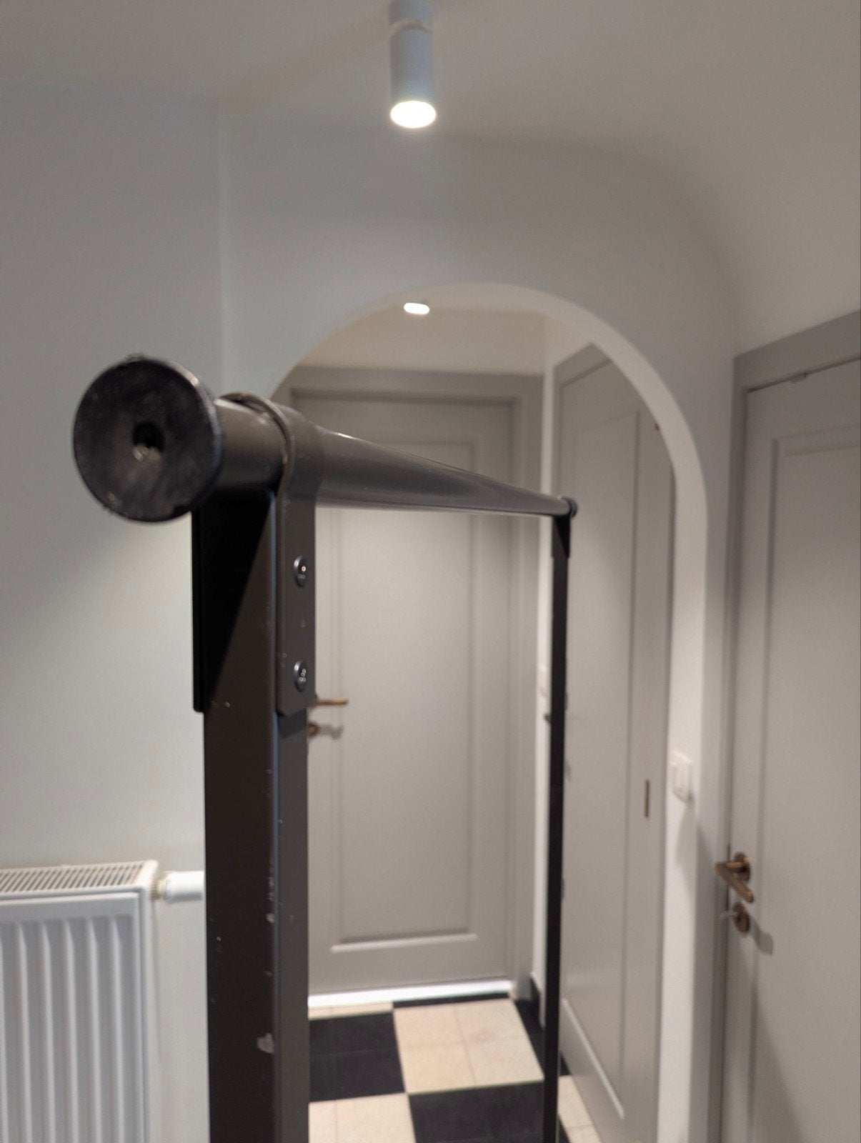 Portant à vêtements en métal noir - IKEA Portis, Utilisé, Métal, Portemanteau sur pied, 150 à 200 cm
