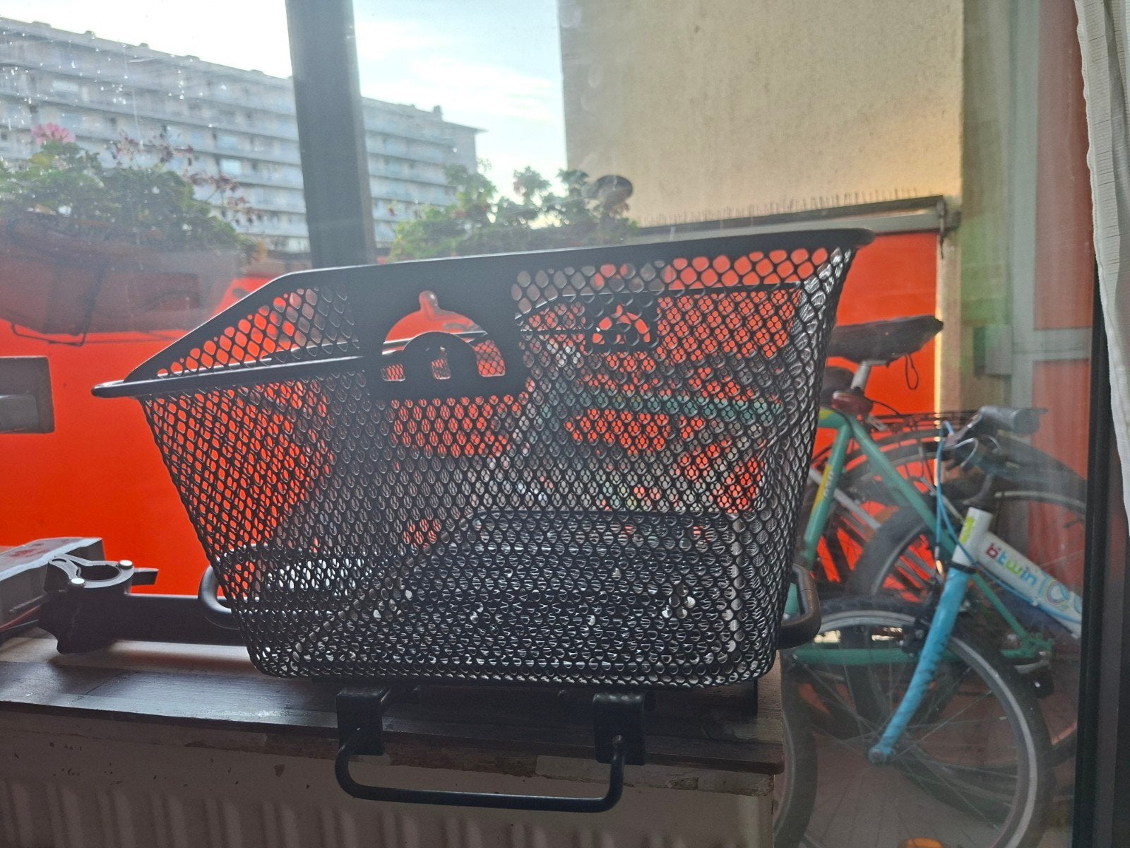 Fietsmand universele achterhouder, Fietsen en Brommers, Fietsaccessoires | Bagagedragers, Ophalen of Verzenden, Nieuw