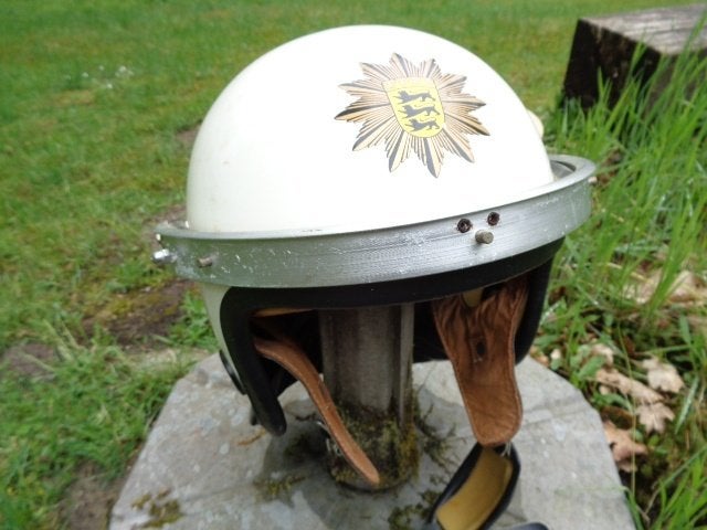 Helm , Duitse oproer politie , jaren 80 / 90, Ophalen of Verzenden, Overige soorten, Helm of Baret