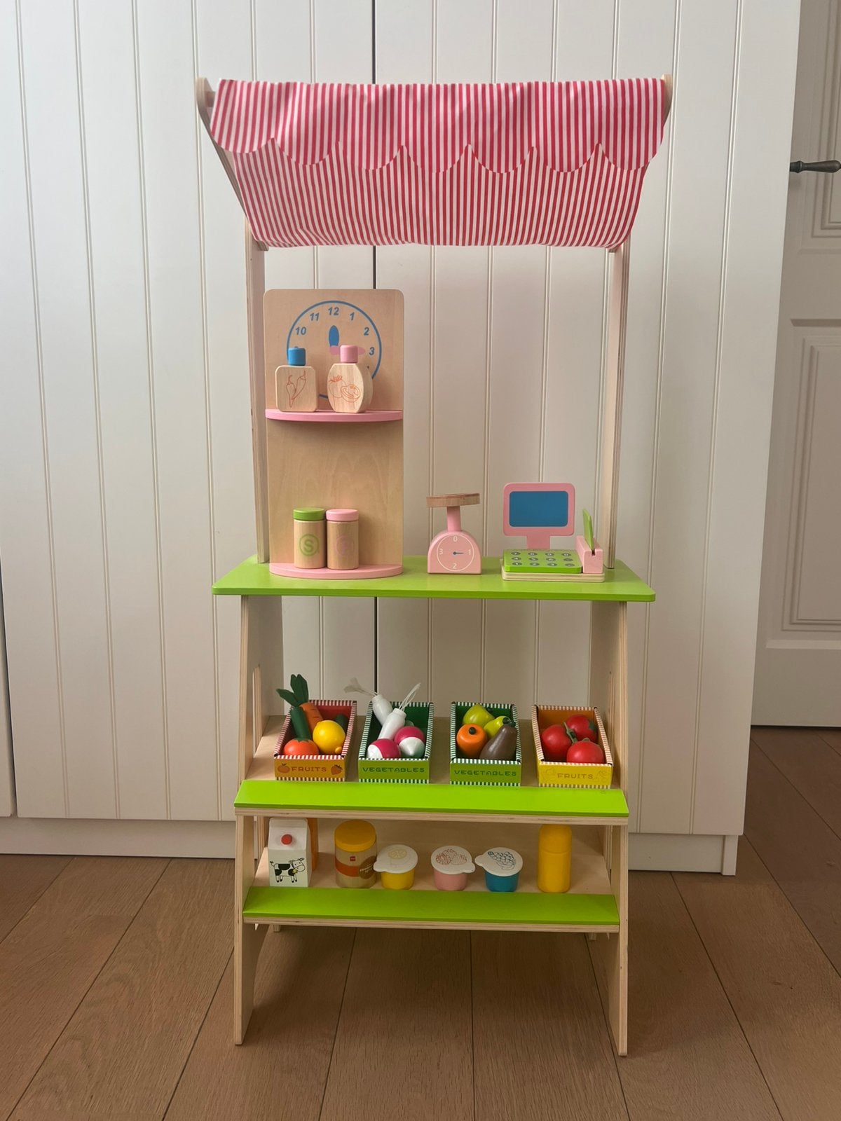 Houten speelgiedwinkeltje Montessori, Kinderen en Baby's, Ophalen, Zo goed als nieuw
