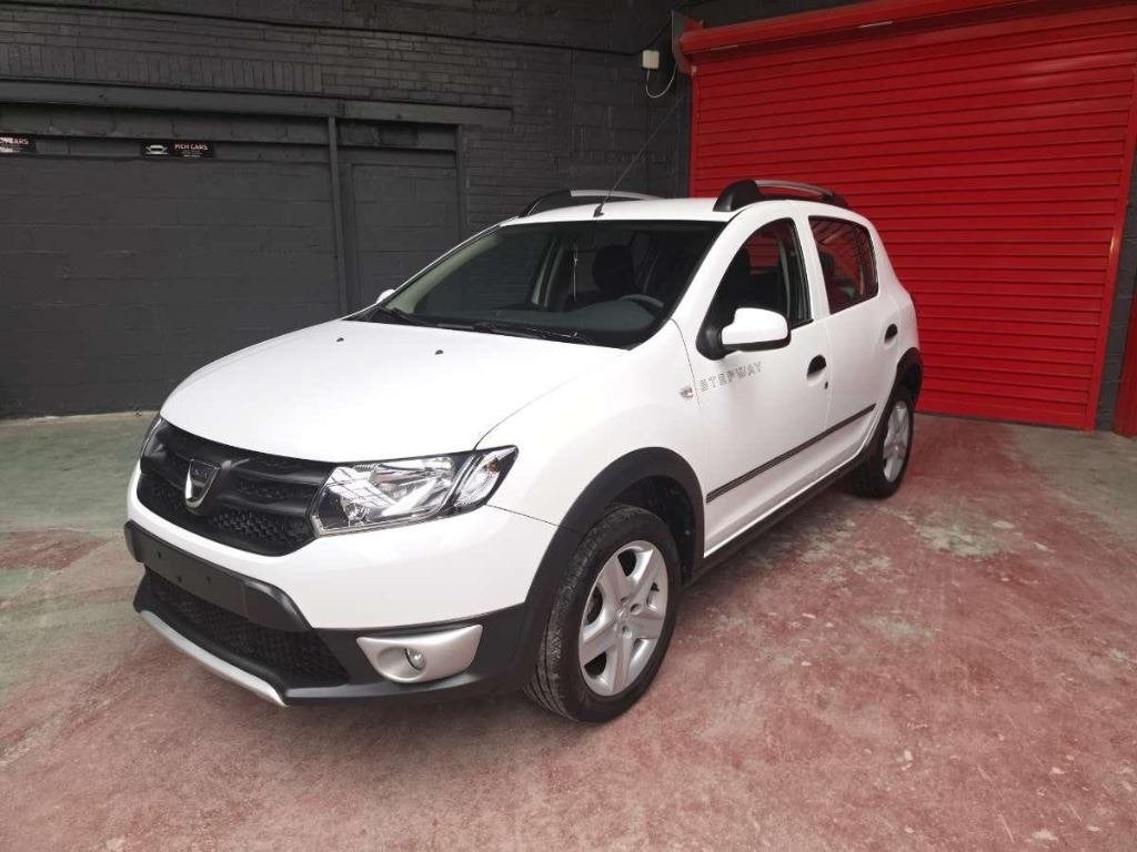 Dacia sandero stepway, prête à immatriculer GARANTIE 6 MOIS, Auto's, Dacia, Bedrijf, Sandero, Boordcomputer, 5 zetels