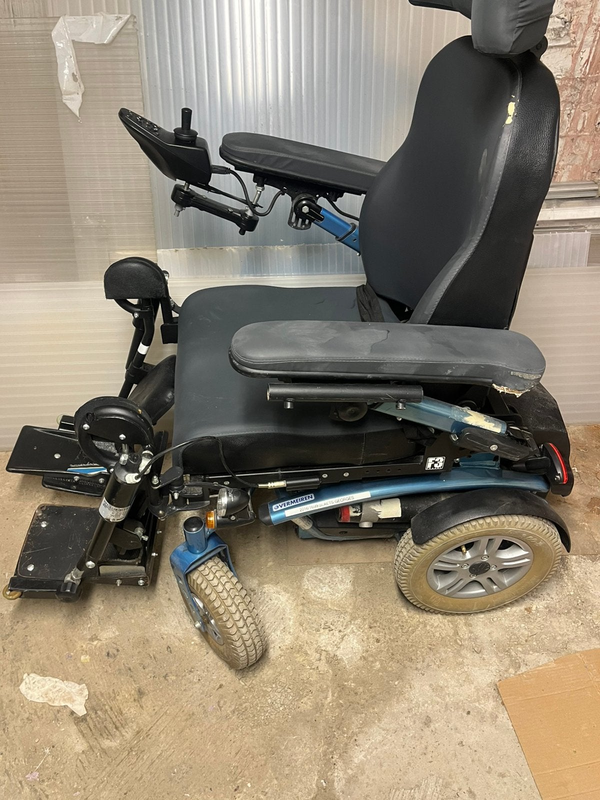 Chaise roulante handicapé sans batterie, Enlèvement, Comme neuf
