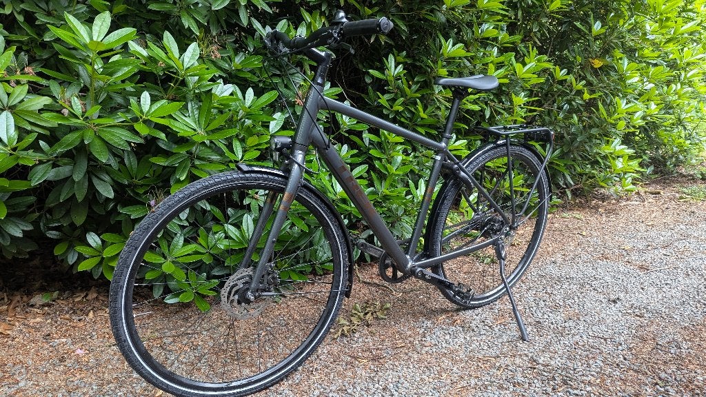 herenfiets trek district 4, Fietsen en Brommers, Versnellingen, Zo goed als nieuw, Schijfrem, 53 tot 57 cm
