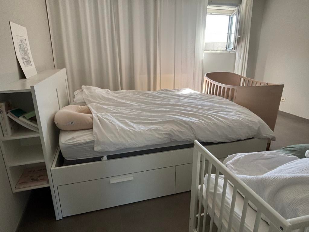 IKEA bed 2025 180x200 + bedeinde + lattenbodem, Huis en Inrichting, Ophalen, Zo goed als nieuw