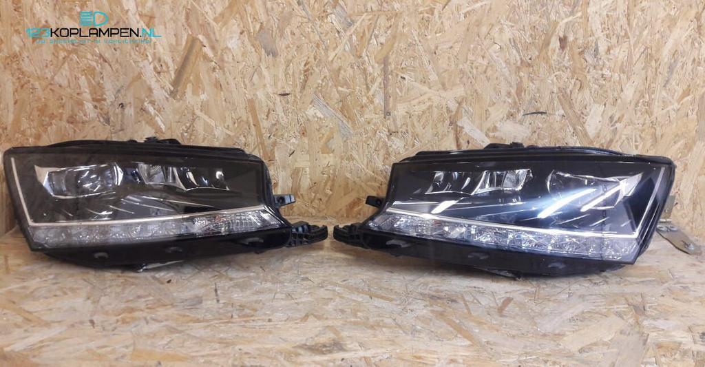 Skoda Fabia III facelift Full LED koplamp koplampen links re, Ophalen, Gebruikt, -, -