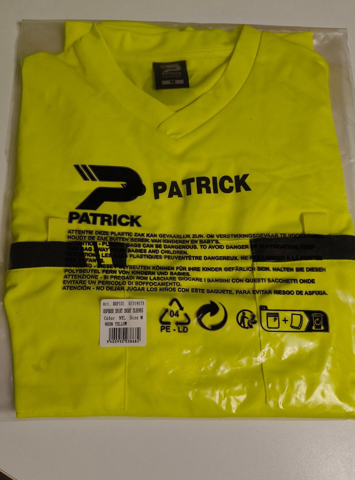scheidsrechter trui, Sports & Fitness, Football, Taille M, Enlèvement ou Envoi, Neuf, Maillot