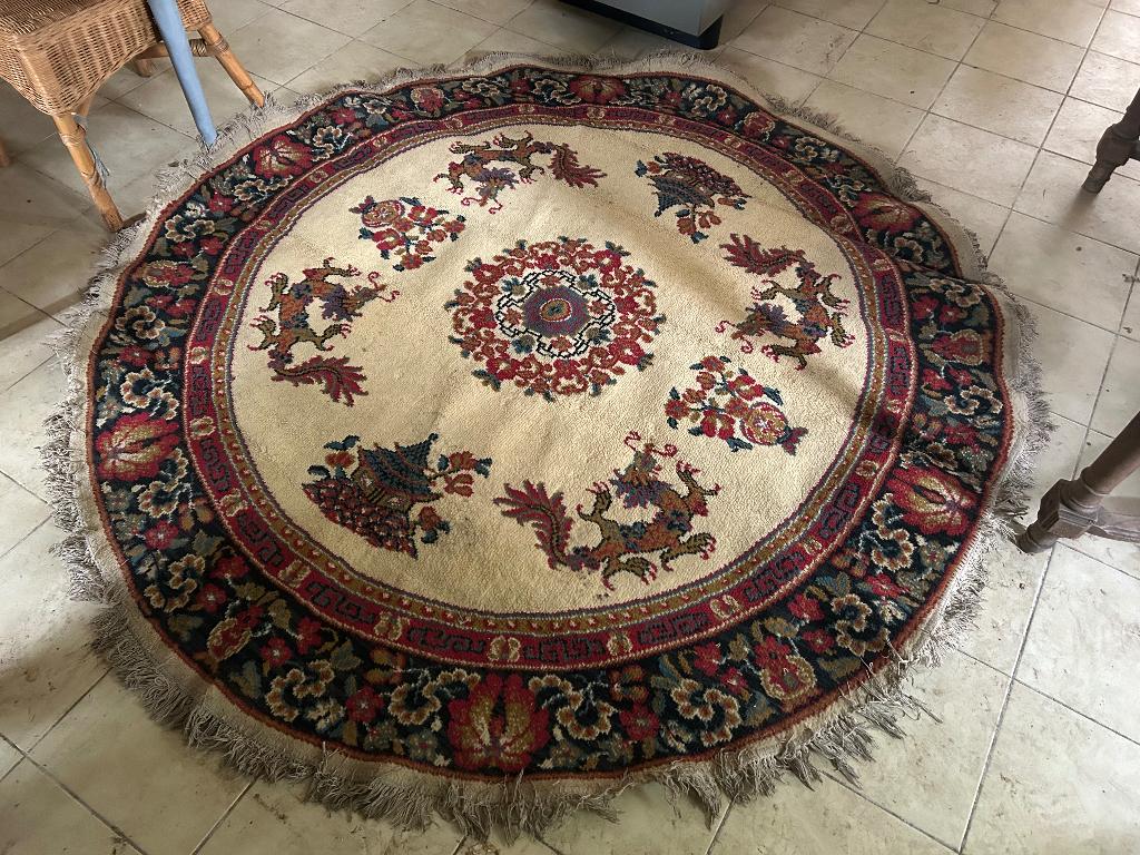 Rond Indisch tapijt, Ophalen, Rond