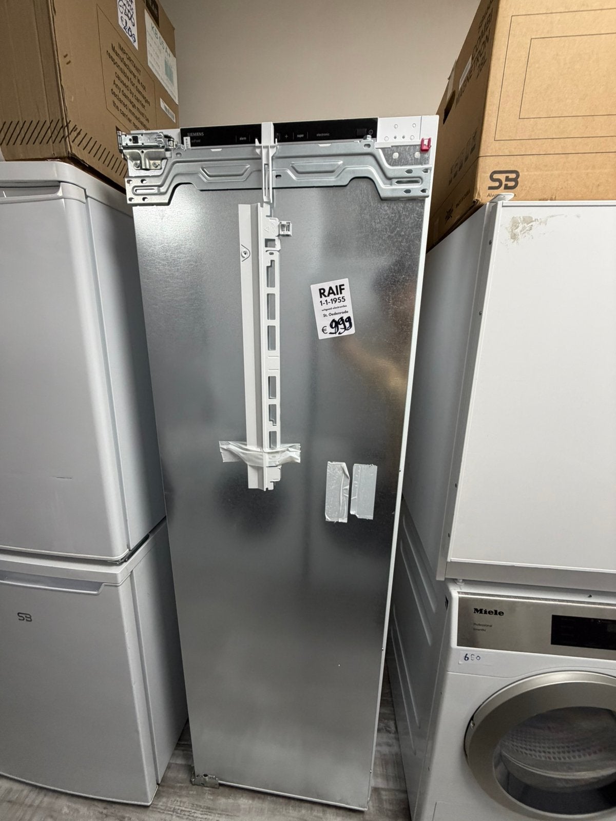 Siemens InbouwVrieskast IQ500 212L Nieuw, Elektronische apparatuur, Vriezers en Diepvrieskisten, Vrieskast, Nieuw, Minder dan 60 cm