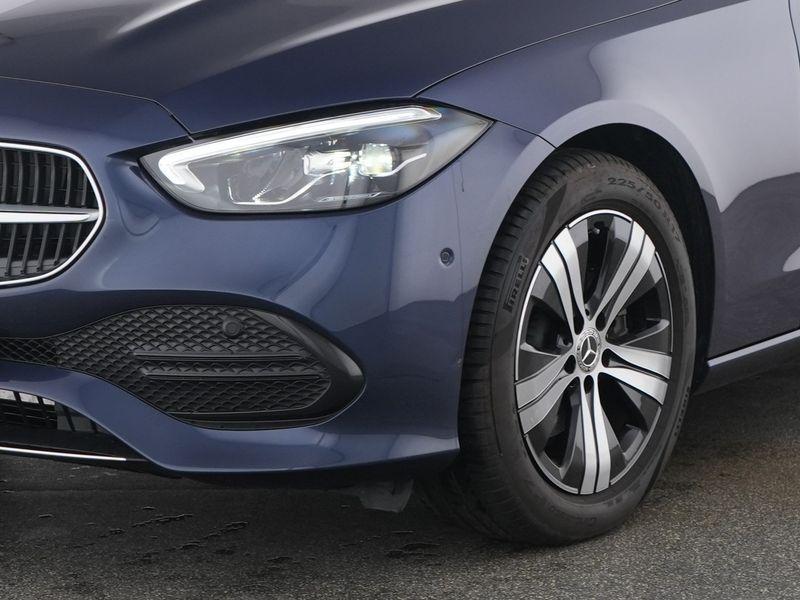 Mercedes-Benz C-klasse 180 Berline Luxury Line | Smartphone, Automaat, 4 deurs, Zwart, 4 cilinders