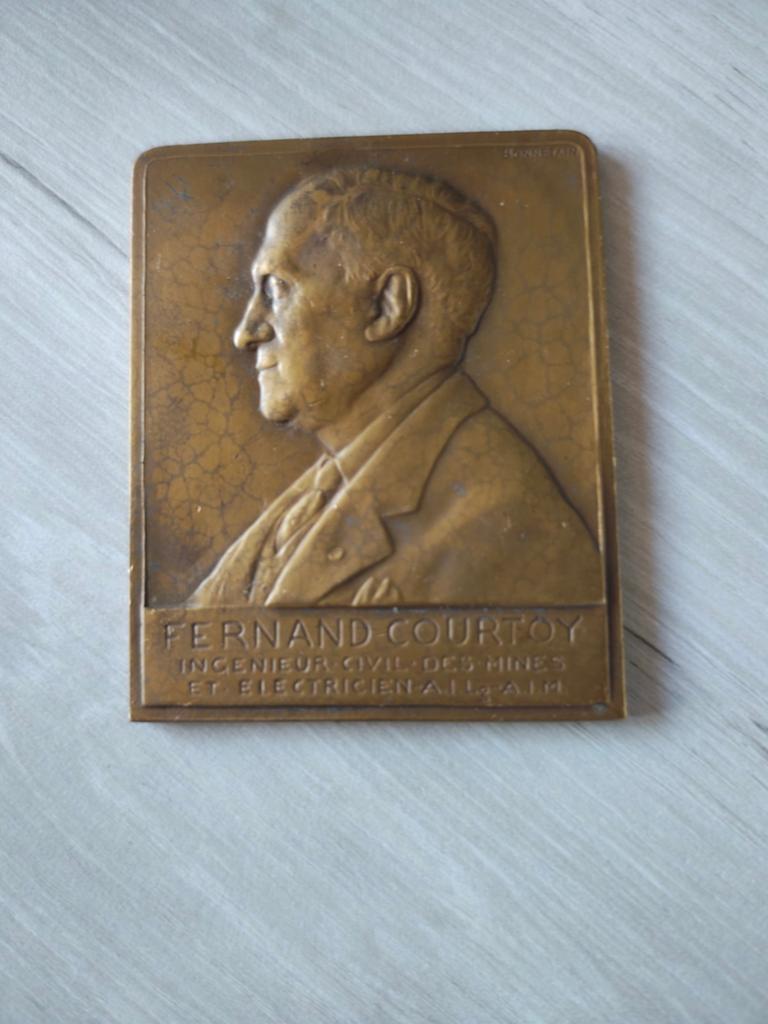 Plaque Fernand courtois, Antiquités & Art, Enlèvement ou Envoi