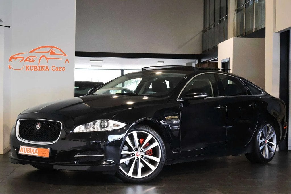 Jaguar XJ 3.0 V6 Diesel Pano DodeH Elek.V Keyless Garantie*, Auto's, Automaat, 275 pk, Zwart, 2993 cc