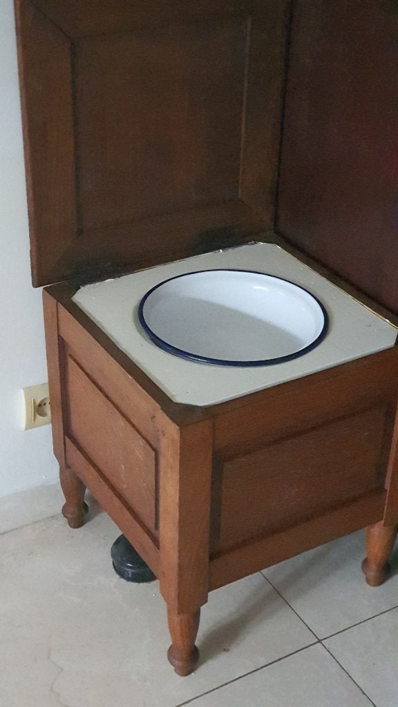 Lavabo ancien dans une caisse en bois de chêne 1920 encore, Campagnard, Comme neuf, Enlèvement, Bois