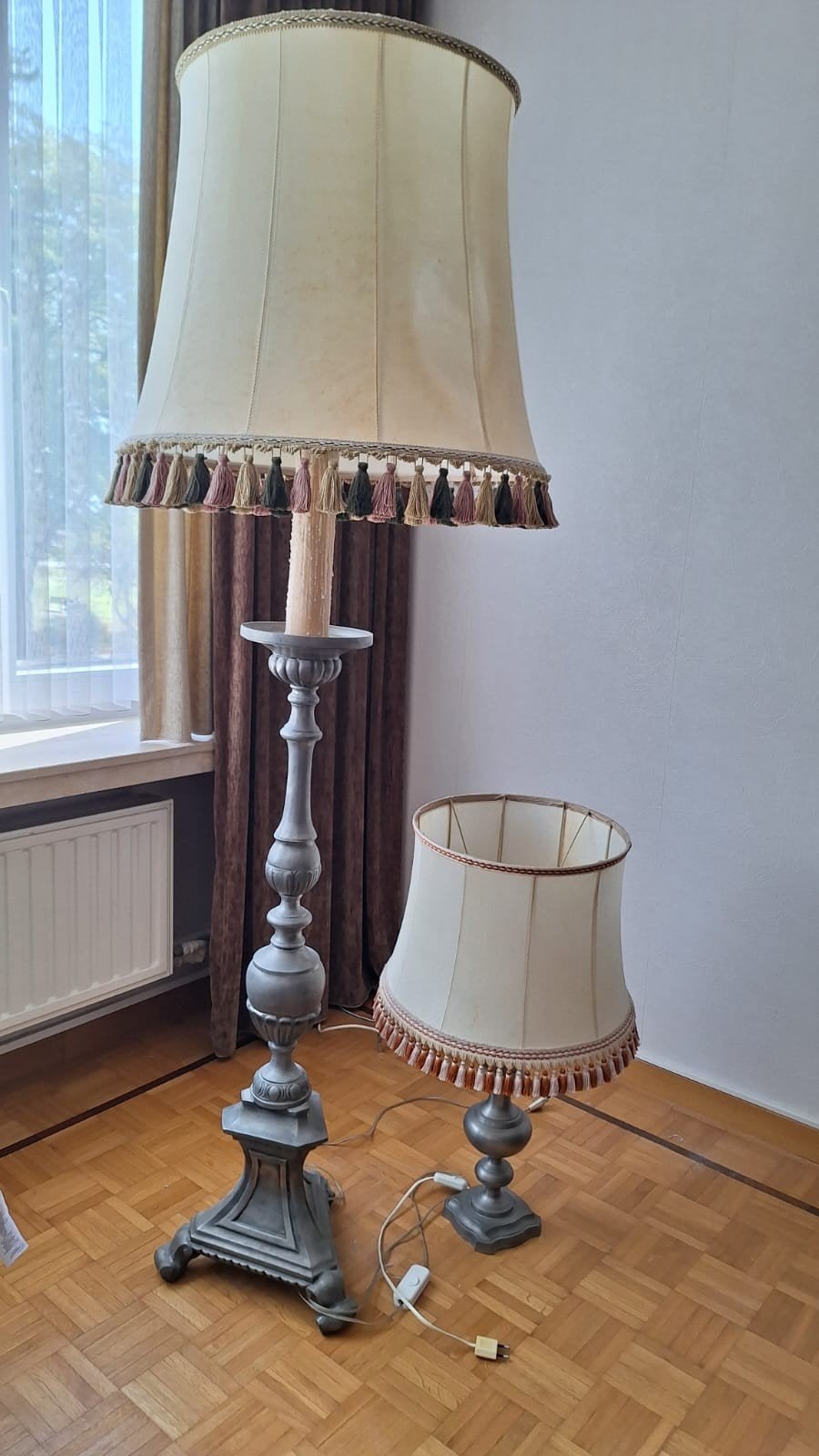 2 klassieke tinnen lampen met kap – vloer- en tafellamp, Ophalen, Gebruikt, Met kap, Klassiek