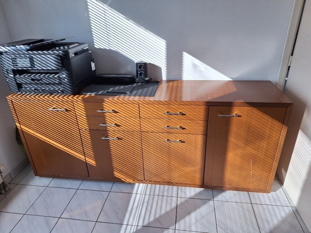 dressoir, Ophalen, Gebruikt, Met deur(en)