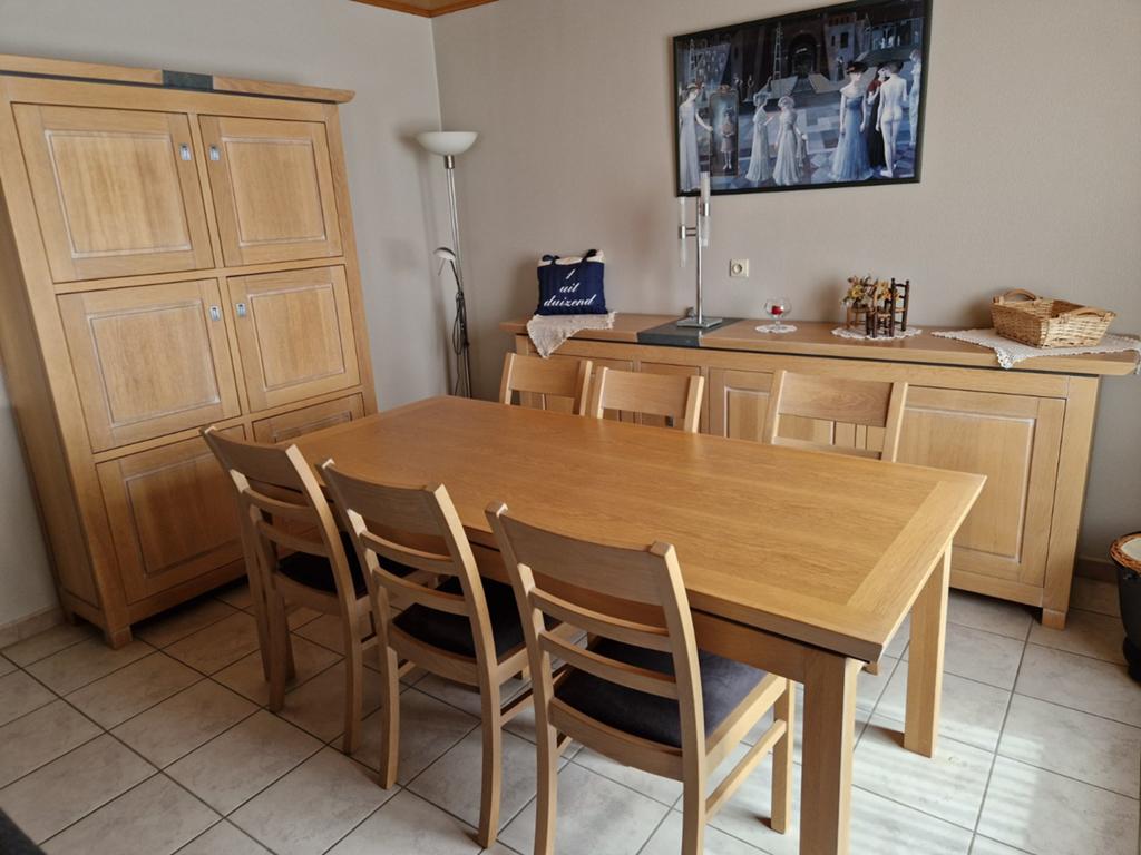 Eetkamer, Enlèvement