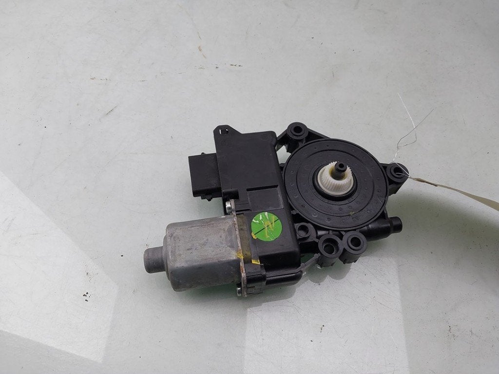 MOTEUR LEVE VITRE ELECTRIQUE i20 (GBB) (|82450C8010|), Autos : Pièces & Accessoires, Utilisé, Hyundai