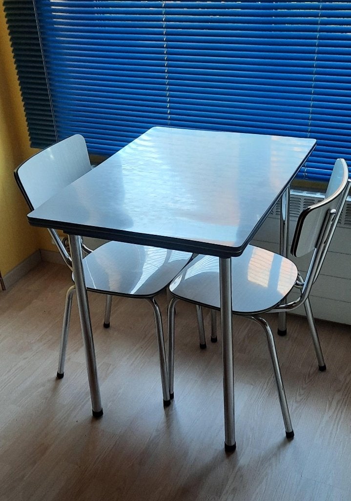 Keukentafel + 2 stoelen, Huis en Inrichting, Ophalen, 50 tot 100 cm, Tot twee personen, 50 tot 100 cm
