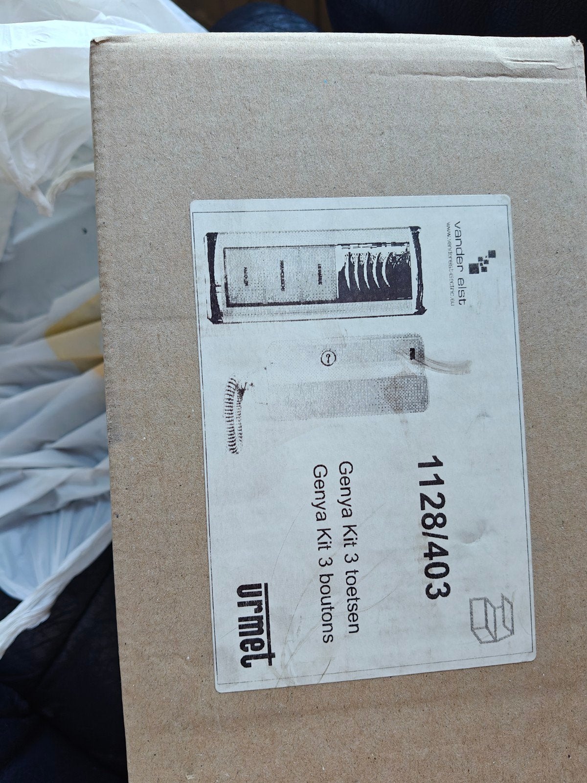Urmet Genya Kit (3 toetsen / 3 parlofoons - ref. 1128/403), Enlèvement, Neuf