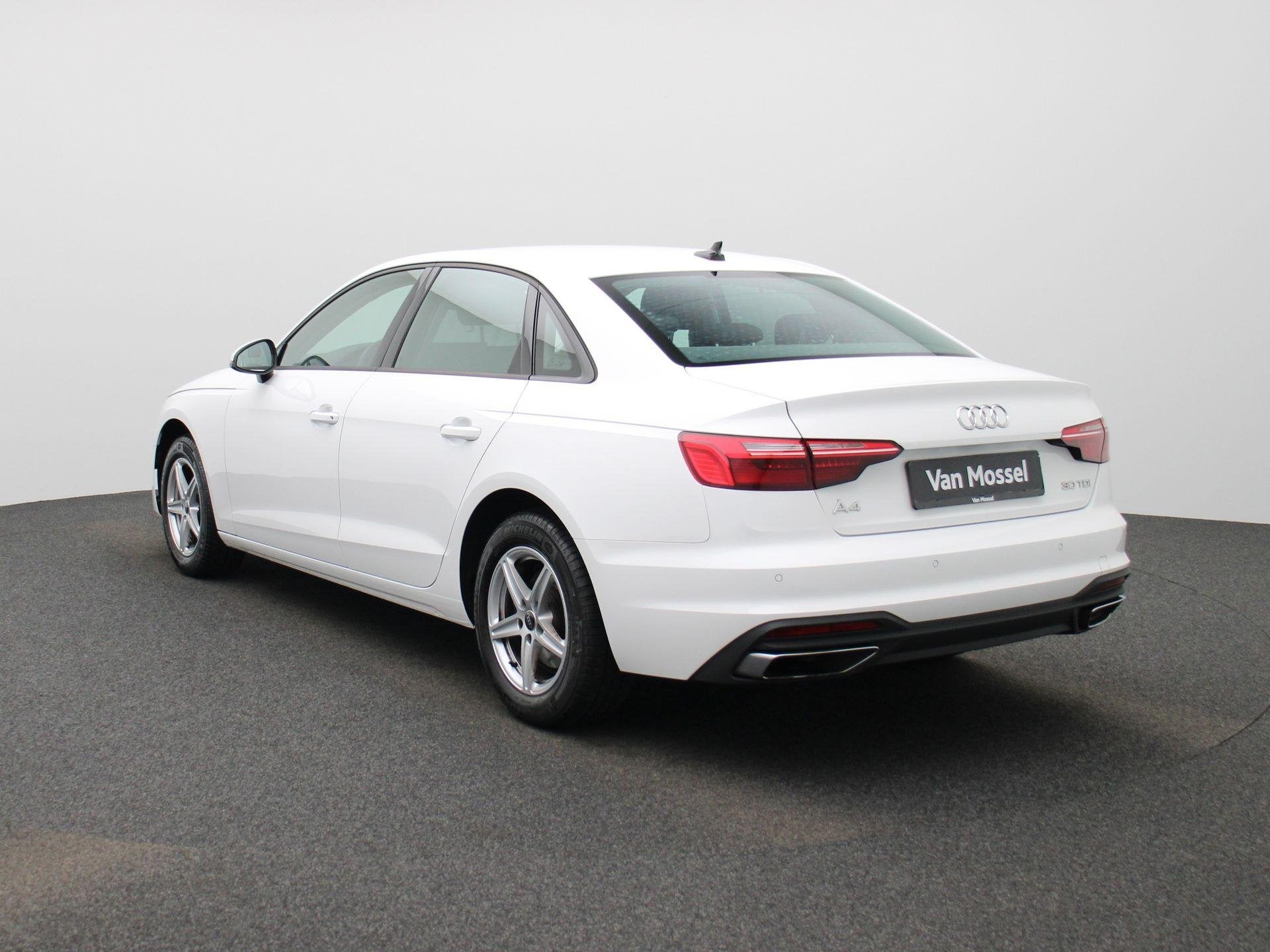 Audi A4 30 TDI S tronic (automatique), Autos, Audi, 4 portes, Entreprise, Tissu, 1700 kg