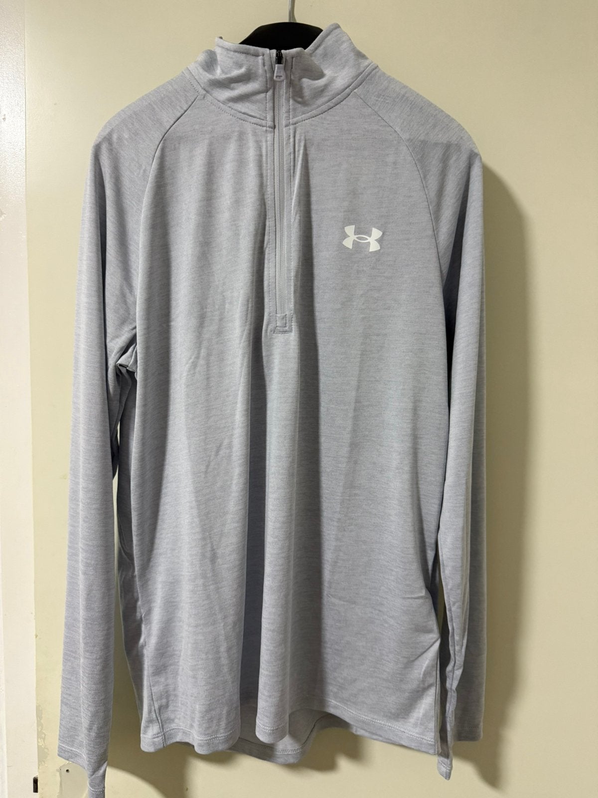 Under Armour 1/4 Zip Gris Homme Taille S Neuf avec étiquette, Vêtements | Hommes, Vêtements de sport, Enlèvement ou Envoi, Comme neuf