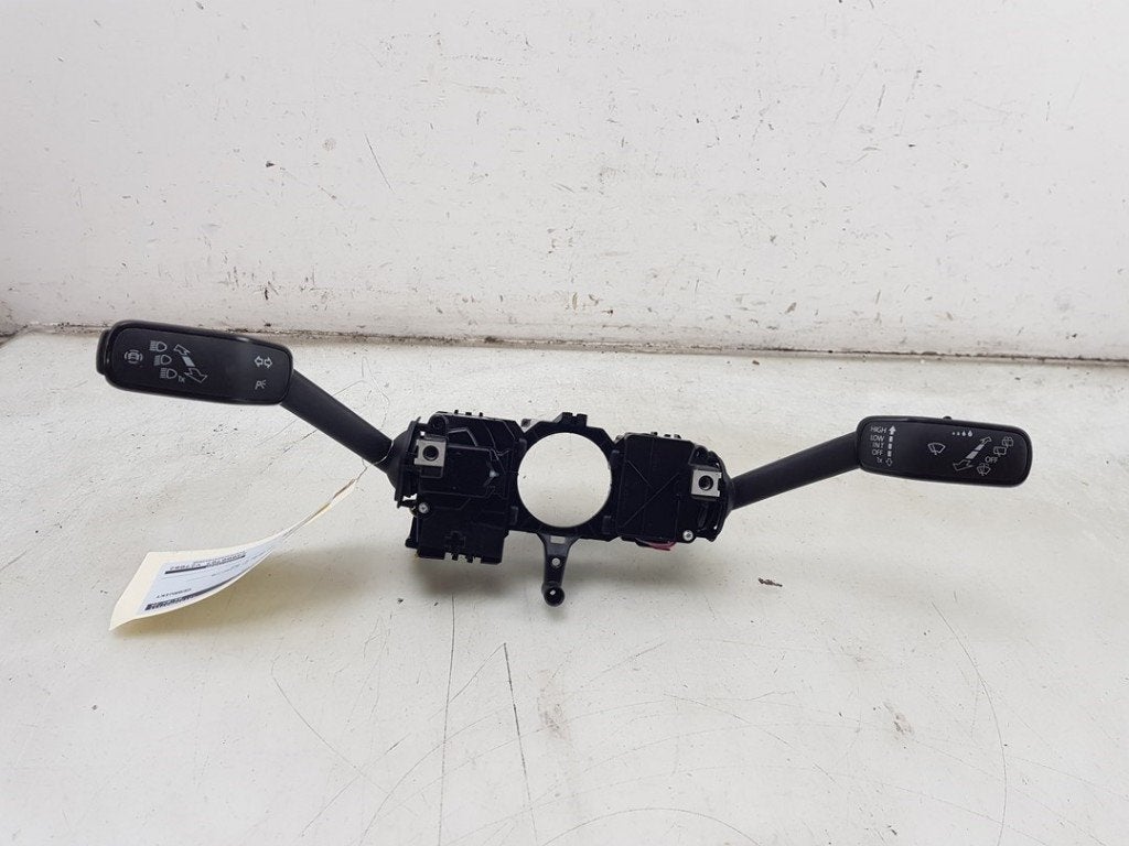 COMBISCHAKELAAR STUUR Volkswagen Taigo (01-2021/03-2024), Gebruikt, Volkswagen