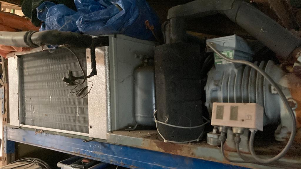 Vriescel compressor en verdamper, Ophalen, Zo goed als nieuw