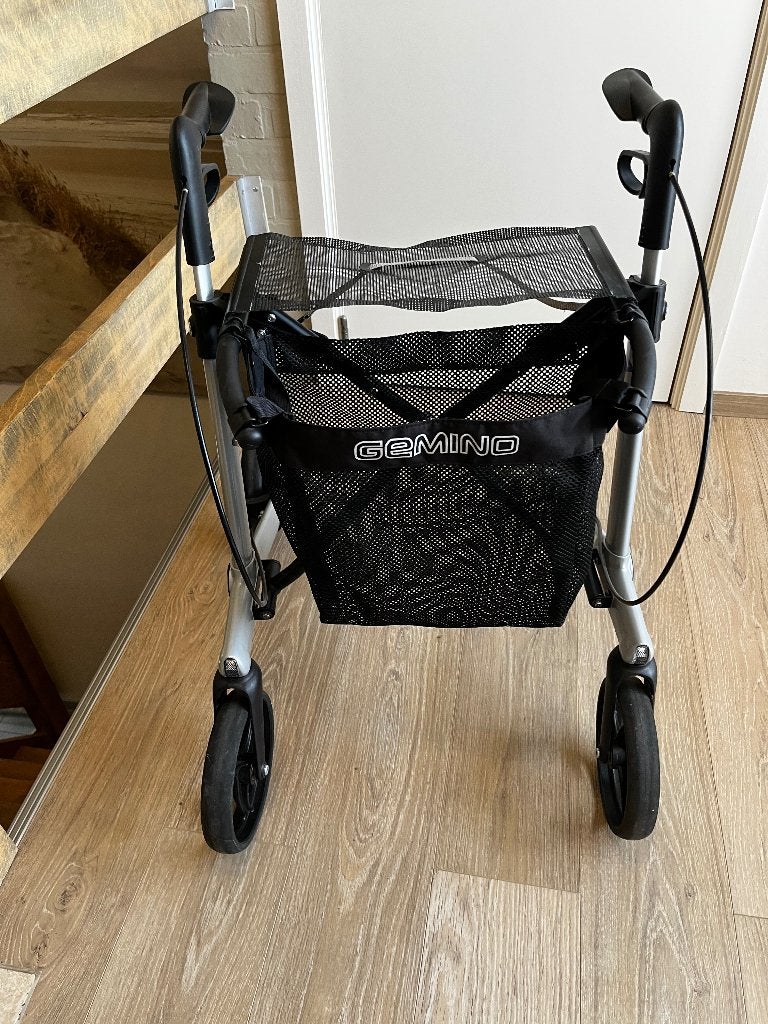 Rollator Gemino 20, Ophalen, Opvouwbaar, Zo goed als nieuw